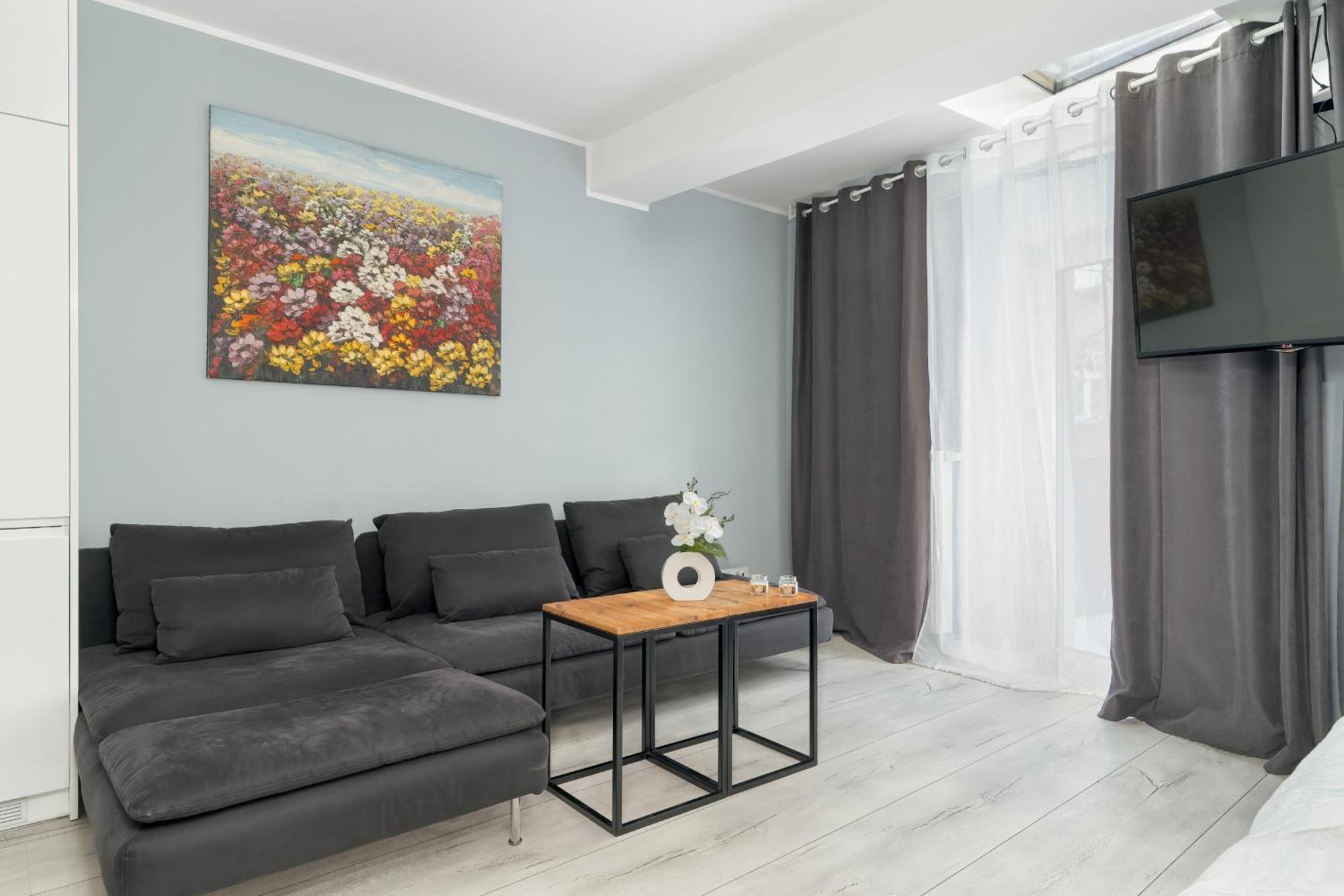 Stylowe I Eleganckie Studia Very Berry W Poznaniu By Noclegi Renters Esterno foto