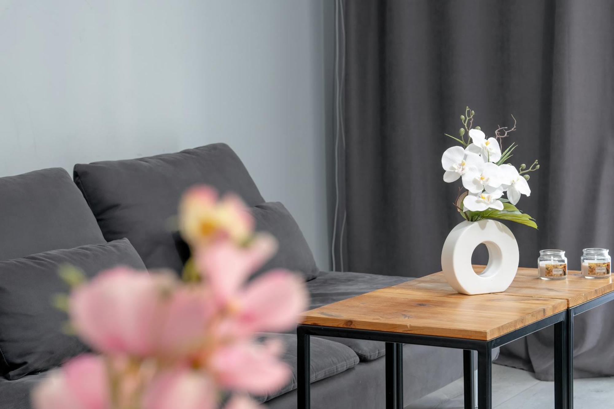 Stylowe I Eleganckie Studia Very Berry W Poznaniu By Noclegi Renters Esterno foto